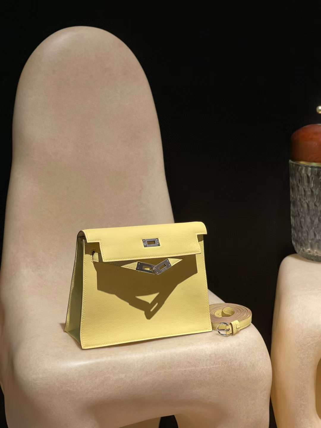 HERMES KELLY DANSE 跳舞包 EVERCOLOR皮 1Z小雞黃 銀釦 22CM