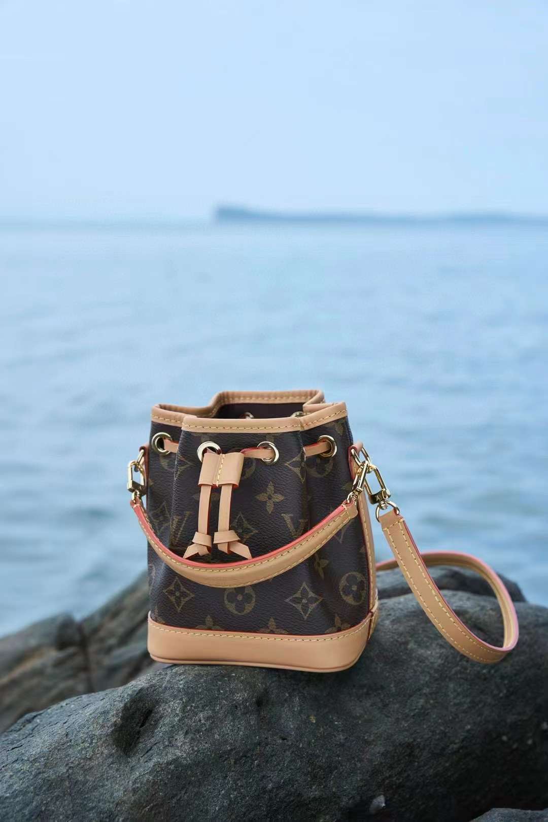 LV NANO NOÉ MINI 老花小水桶包 最新芯片版本 M81266