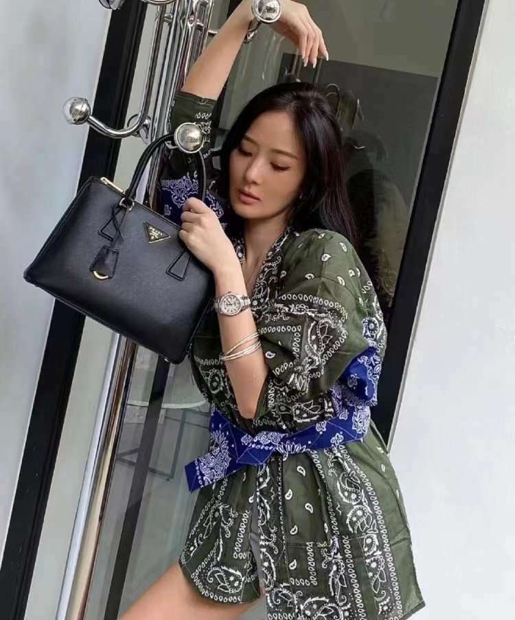 PRADA GALLERIA 殺手包(三色) 28CM