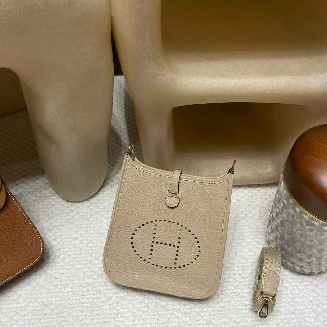 HERMES MINI EVELYNE CLEMENCE皮 S2 風衣灰 伊芙琳 16CM