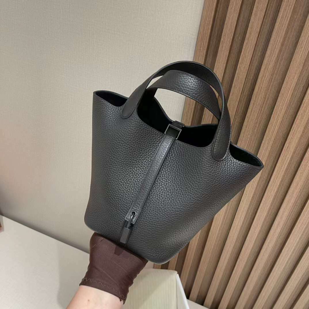 HERMES PICOTIN LOCK 89 啞光黑菜籃子