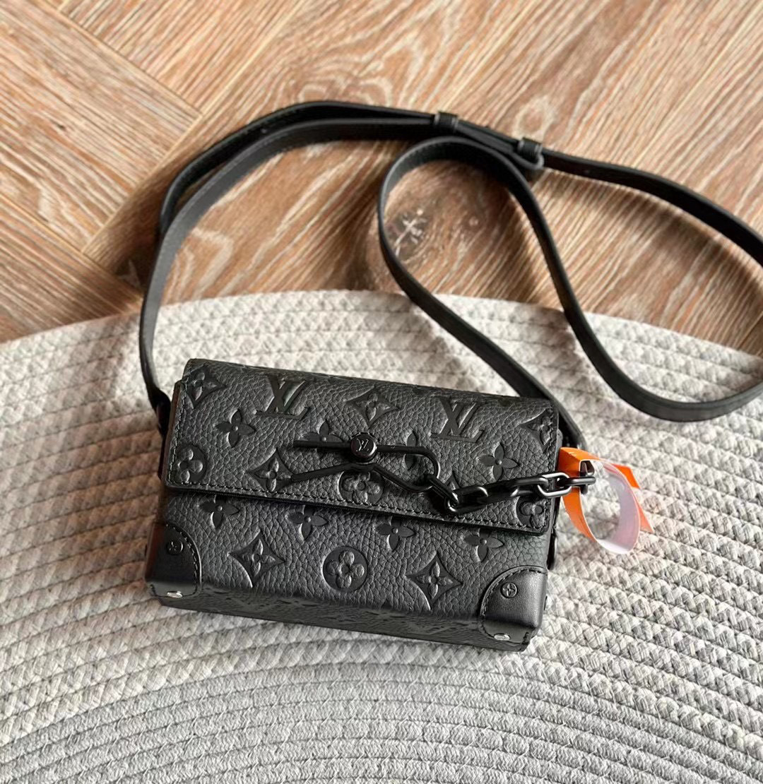 LV STEAMER 黑壓花隨身錢包 M81746