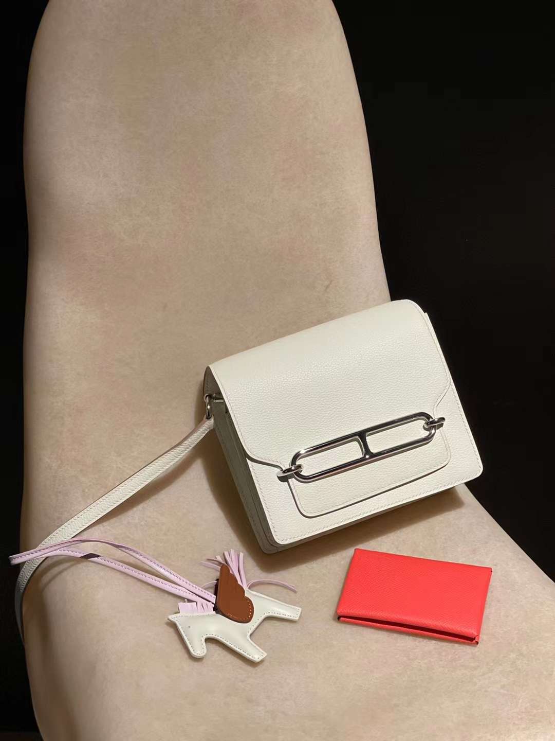 HERMES ROULIS MINI EVERCOLOR皮 0T蘑菇白拼4B餅乾色 18cm