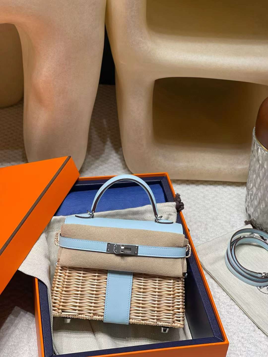 HERMES KELLY PICNIC SWIFT皮 藤條野餐包 T0 霧霾藍