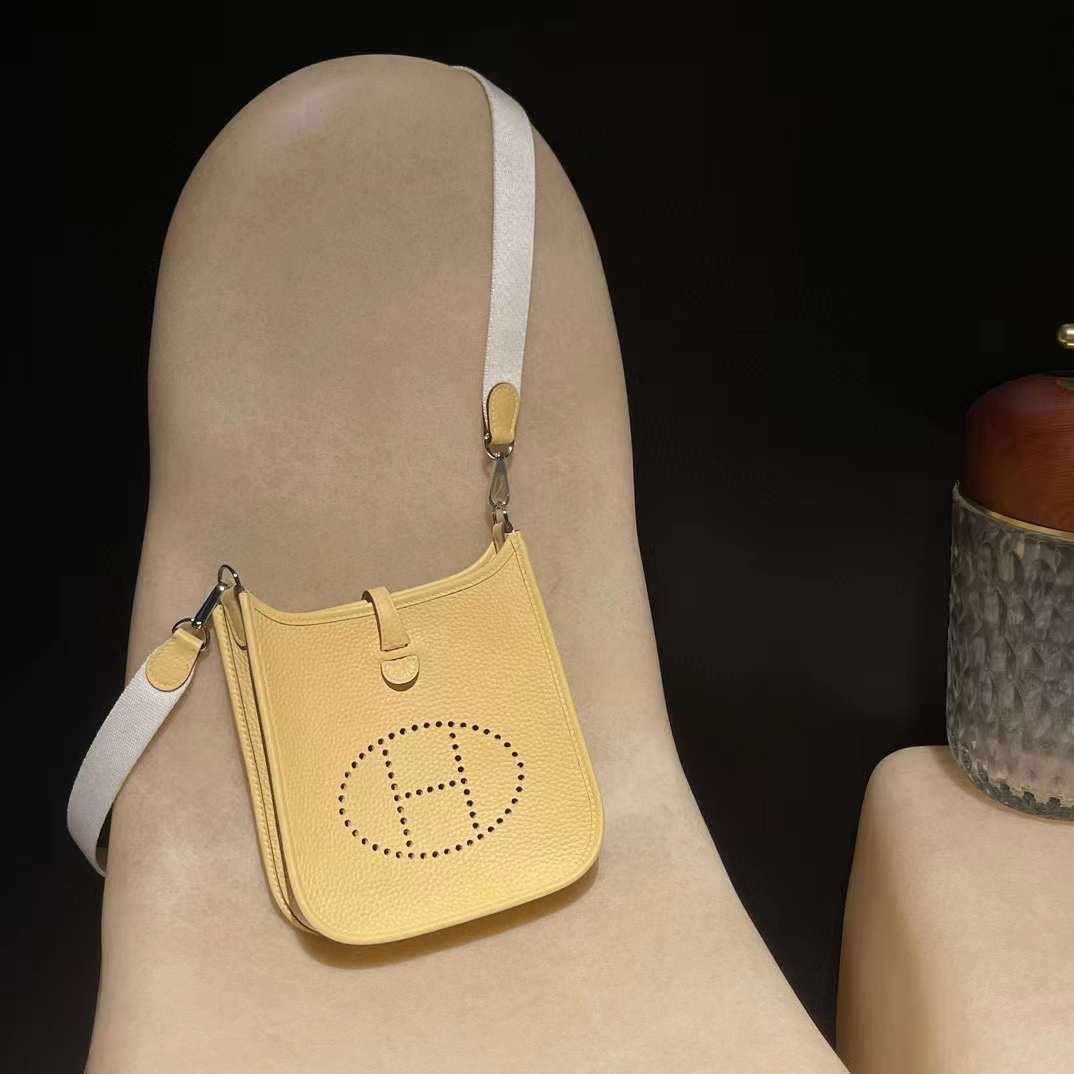HERMES MINI EVELYNE CLEMENCE皮 1Z小雞黃 銀釦 伊芙琳