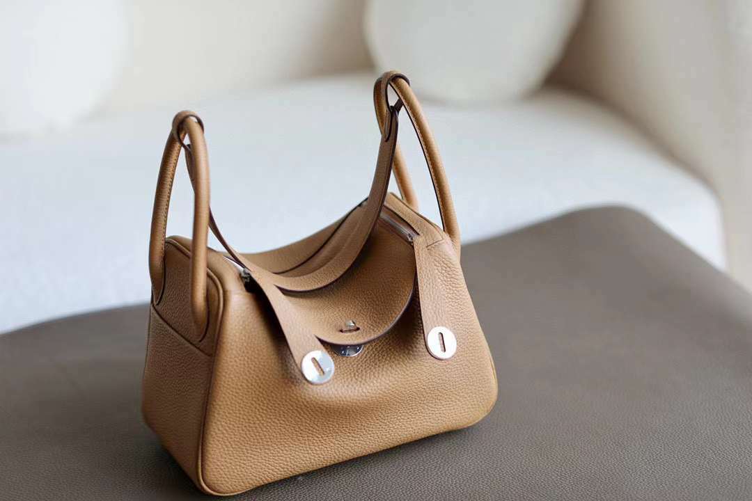 HERMES LINDY TOGO皮 4B餅乾色銀釦