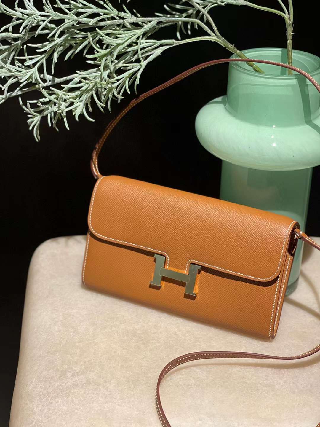 HERMES CONSTANCE LONG TO GO WOC EPSOM 37金棕 金扣
