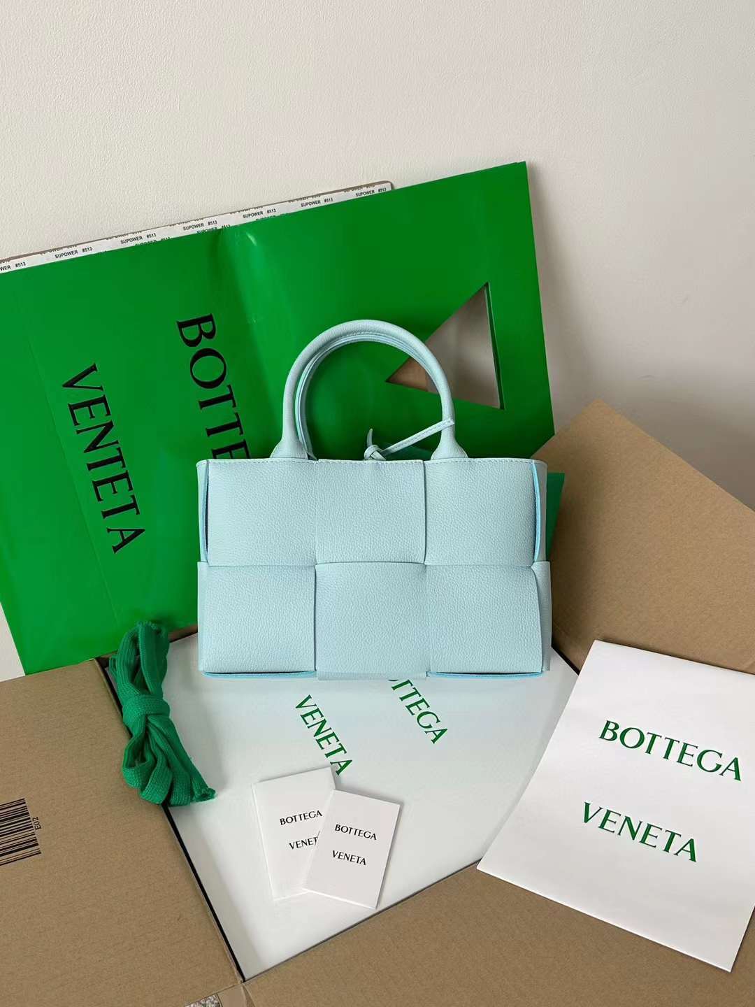 BV TOTE MINI包 荔枝紋冰川藍