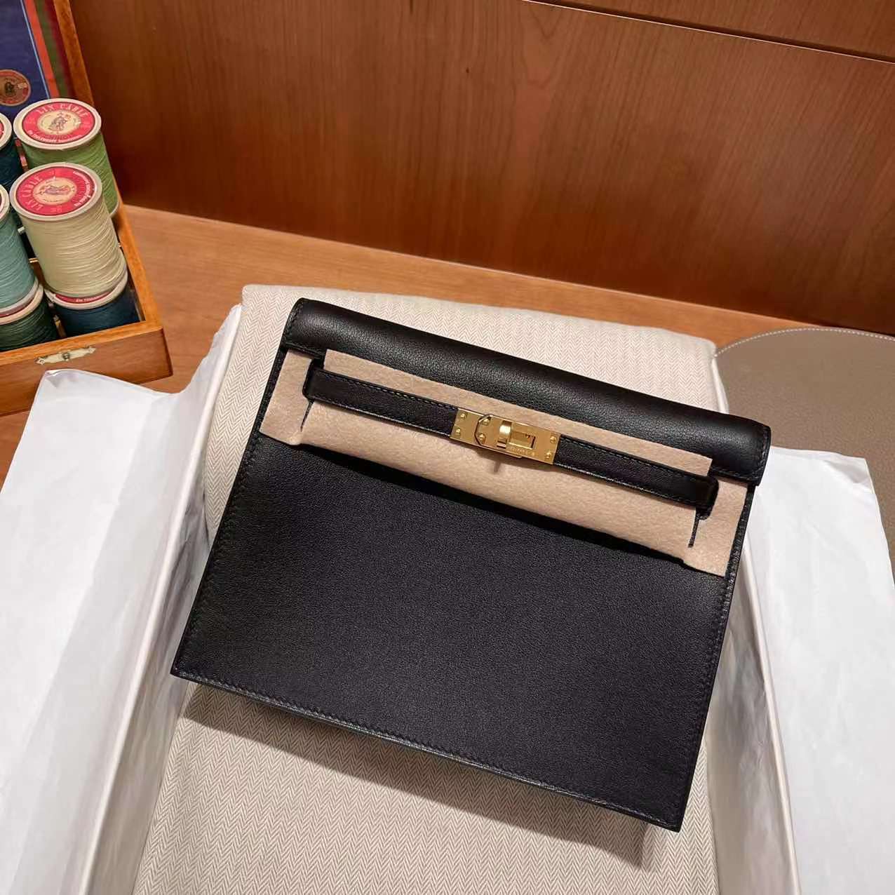 HERMES KELLY DANSE 跳舞包 EVERCOLOR皮 89 黑色金釦 22CM [HE0021-500]