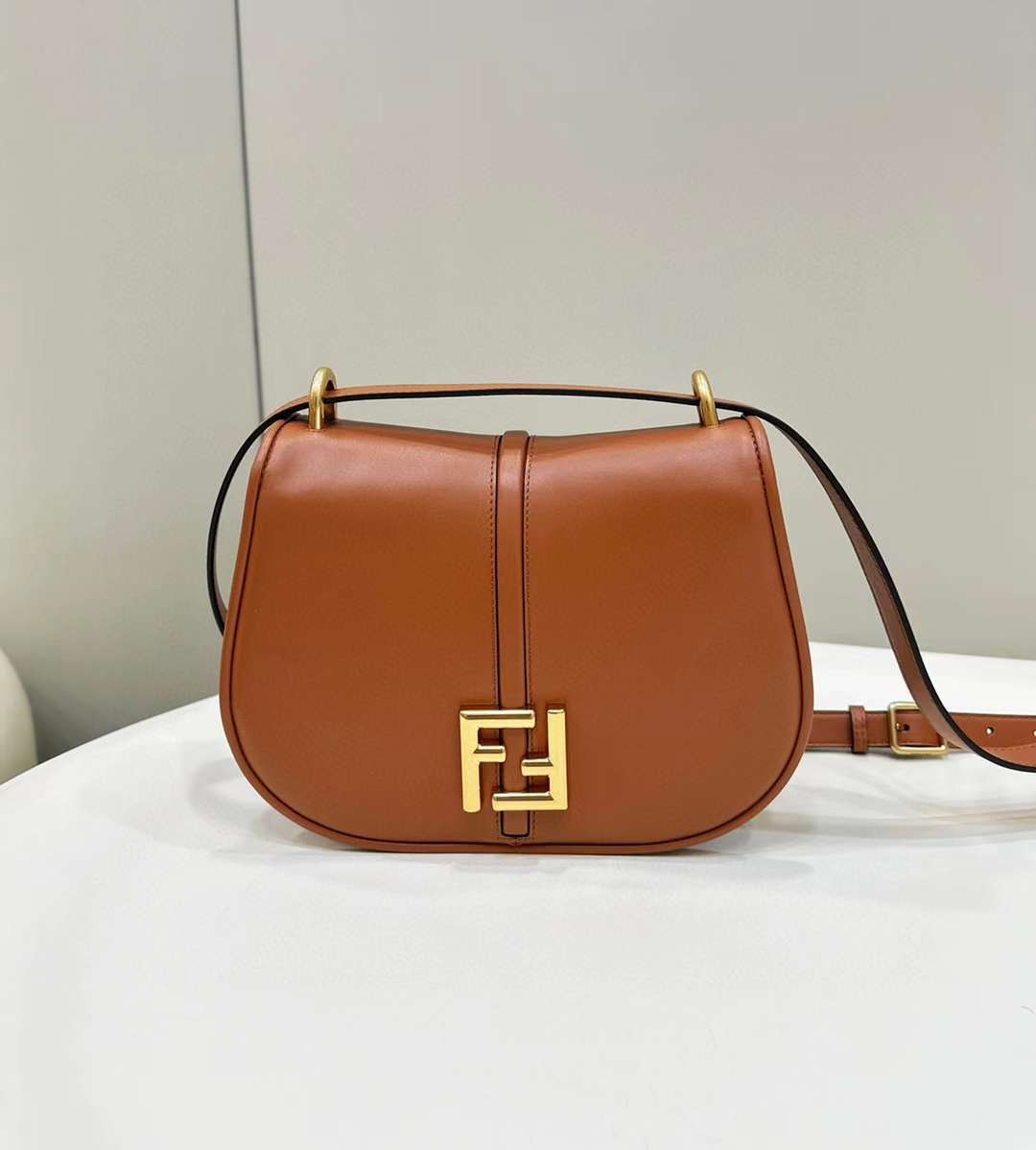 FENDI C’MON FF 棕色斜背包 MINI