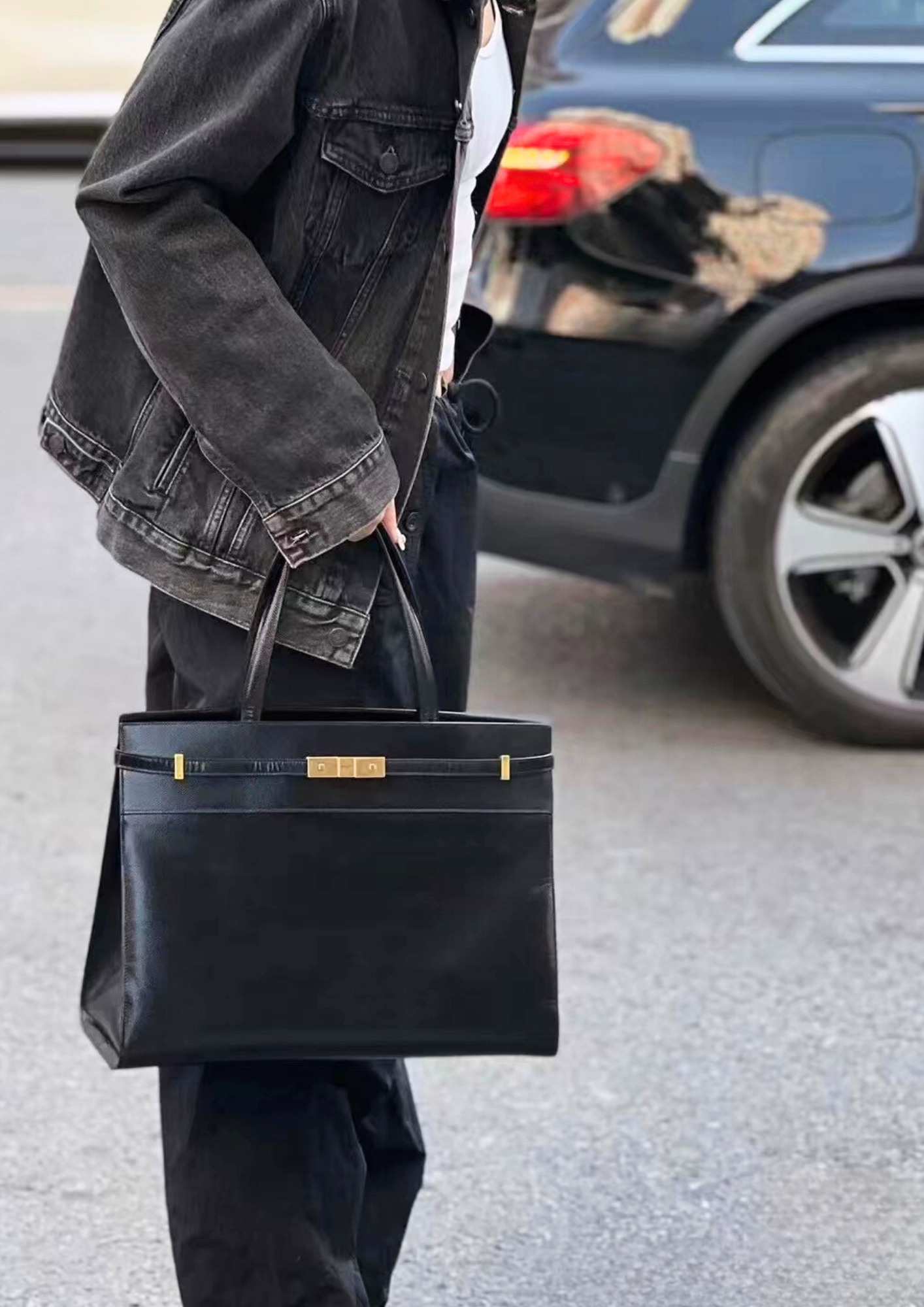 Y*L MANHATTAN BOX SAINT LAURENT 皮革大型肩背托特袋 (兩色)