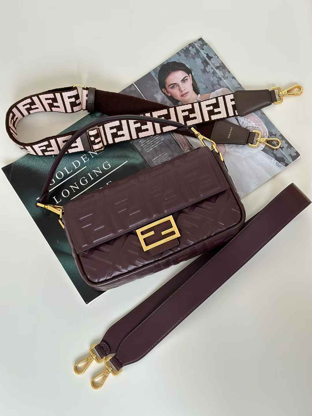 FAENDI baguette法棍包 立體LOGO(巧克力色)