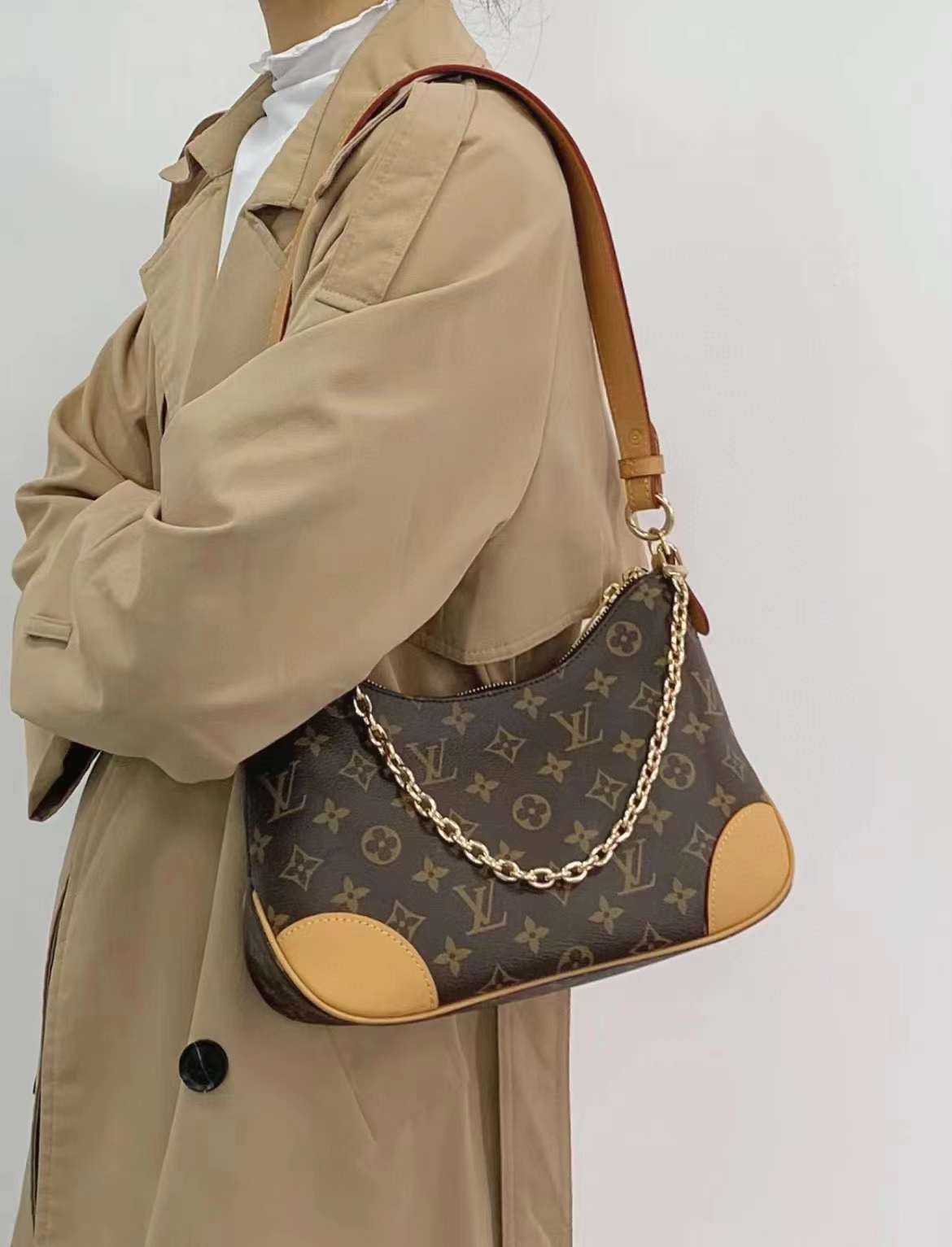 LV BOULOGNE牛角包 最新芯片版本 M45832 -現貨 24H寄出