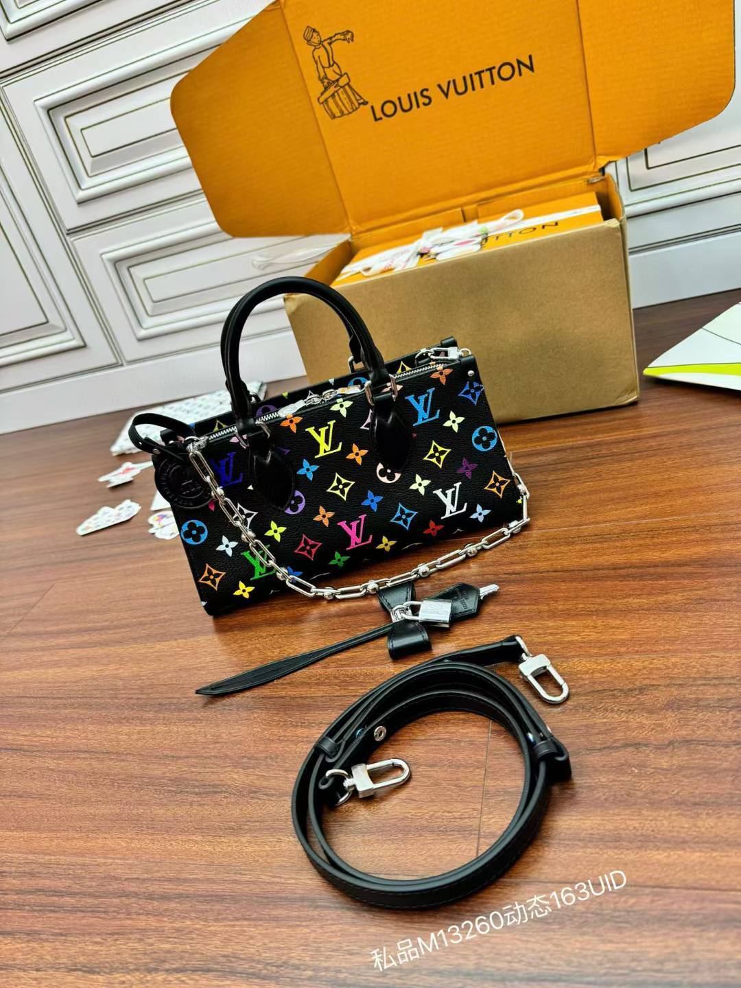 LV onthego east west 村上隆聯名 黑三彩