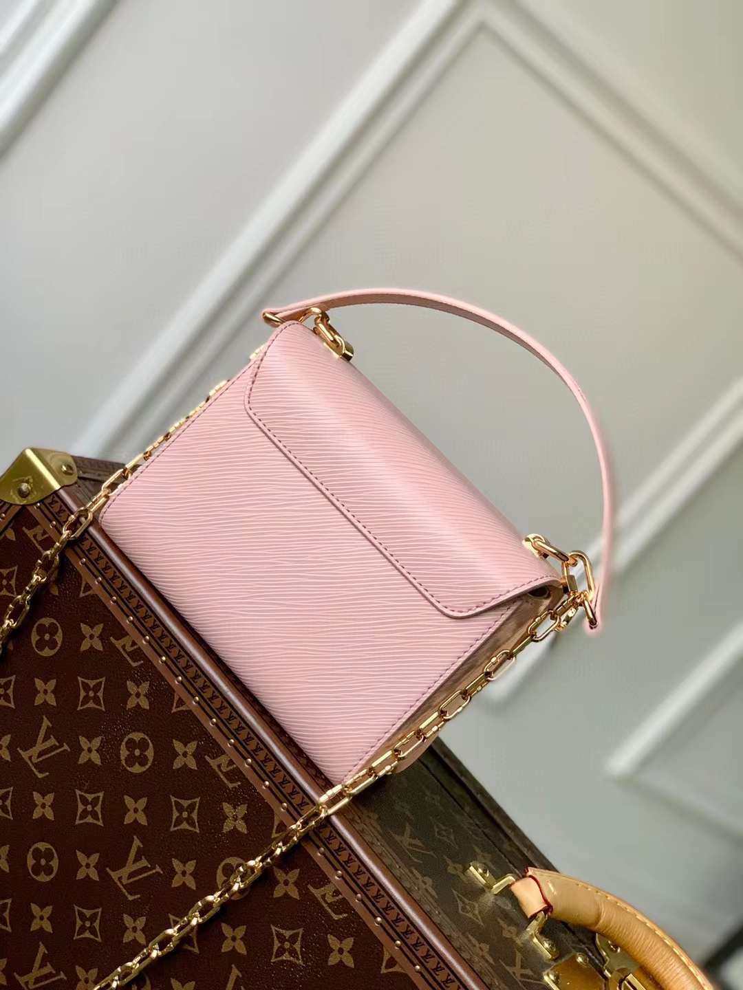 LV TWIST 粉色手袋 PM