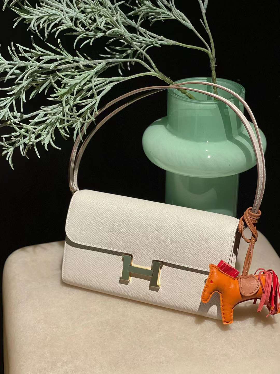HERMES CONSTANCE LONG TO GO WOC EPSOM 10 奶昔白 金扣