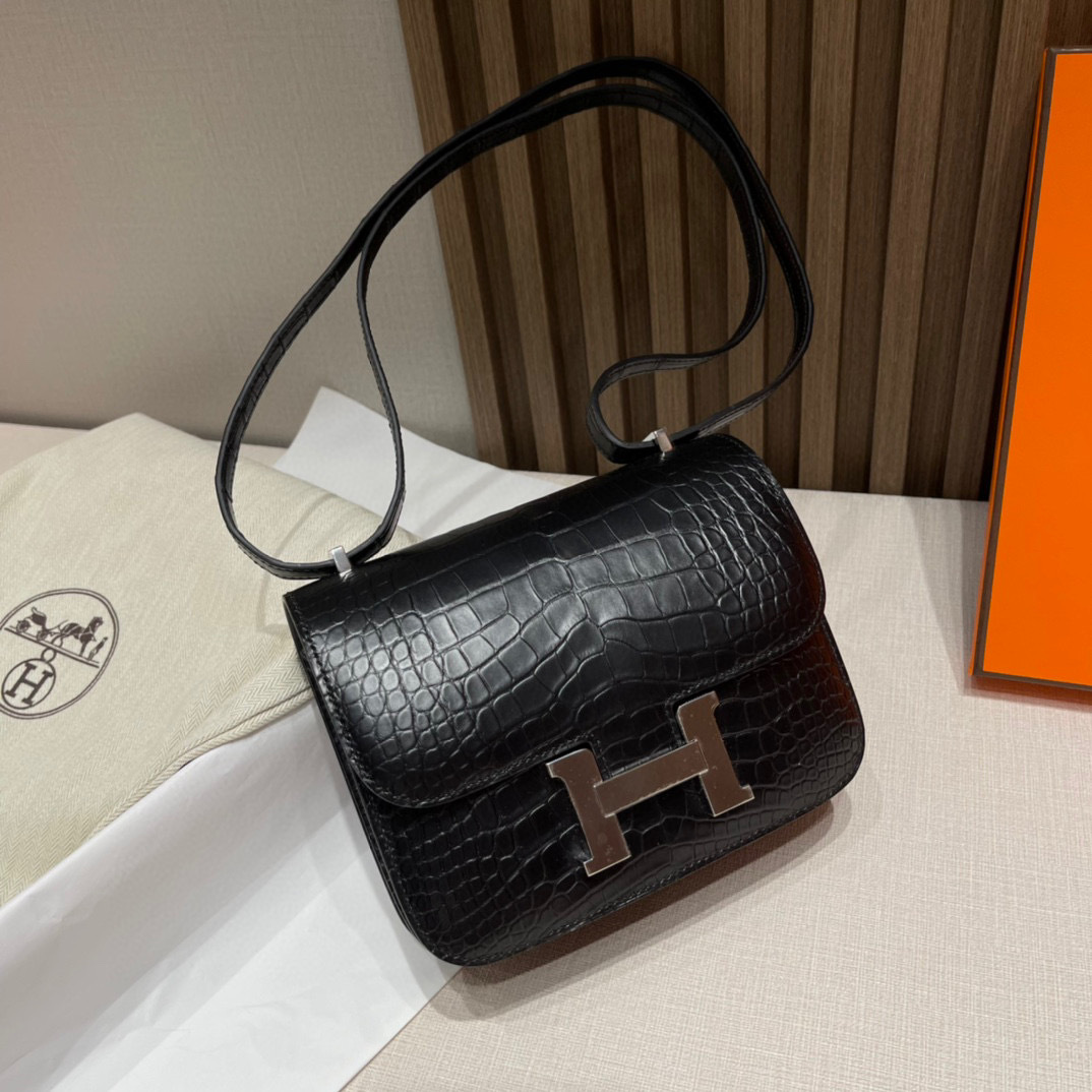 HERMES CONSTANCE 鱷魚皮 89 黑色康康包 18/24