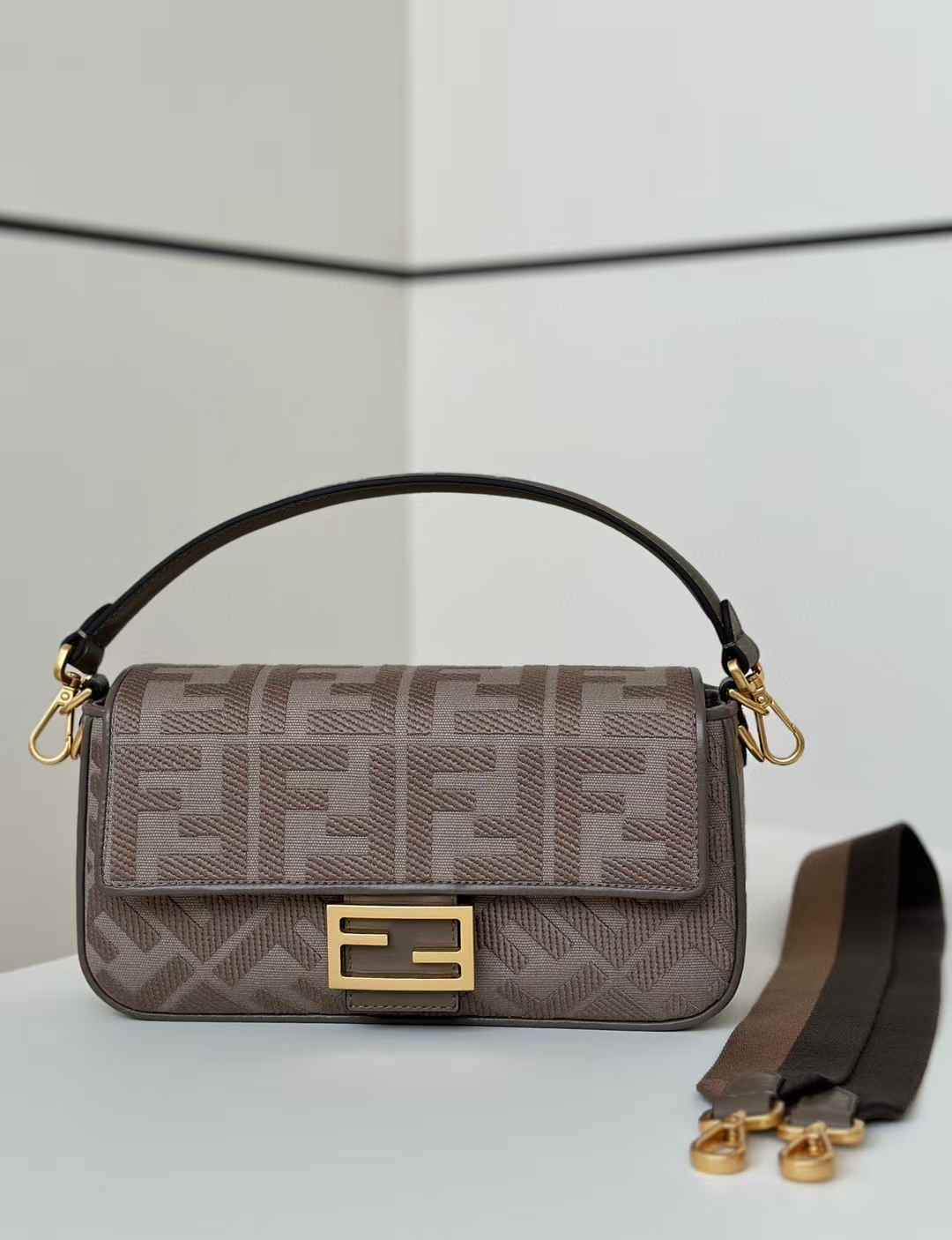 FAENDI baguette法棍包(咖)