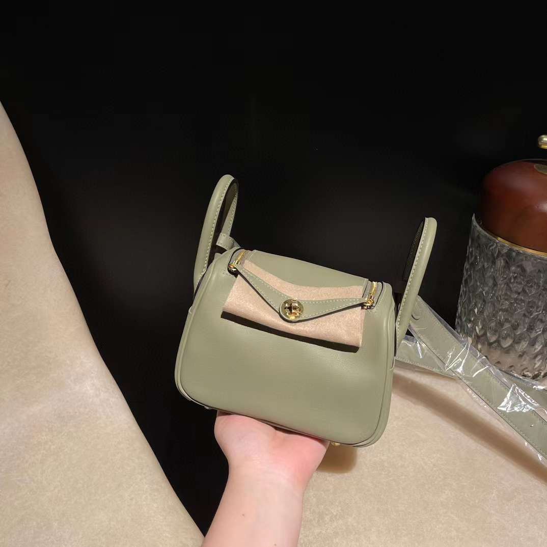 HERMES MINI LINDY SWIFT皮 Q1 鼠尾草綠金釦 轉釦手提/肩背兩用包