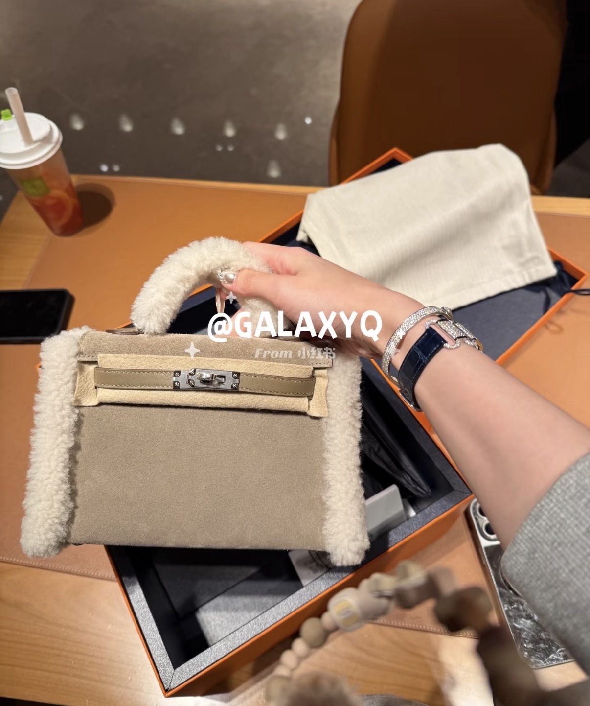 Hermes 秋冬泰迪毛毛🐻mini kelly 二代（兩色）