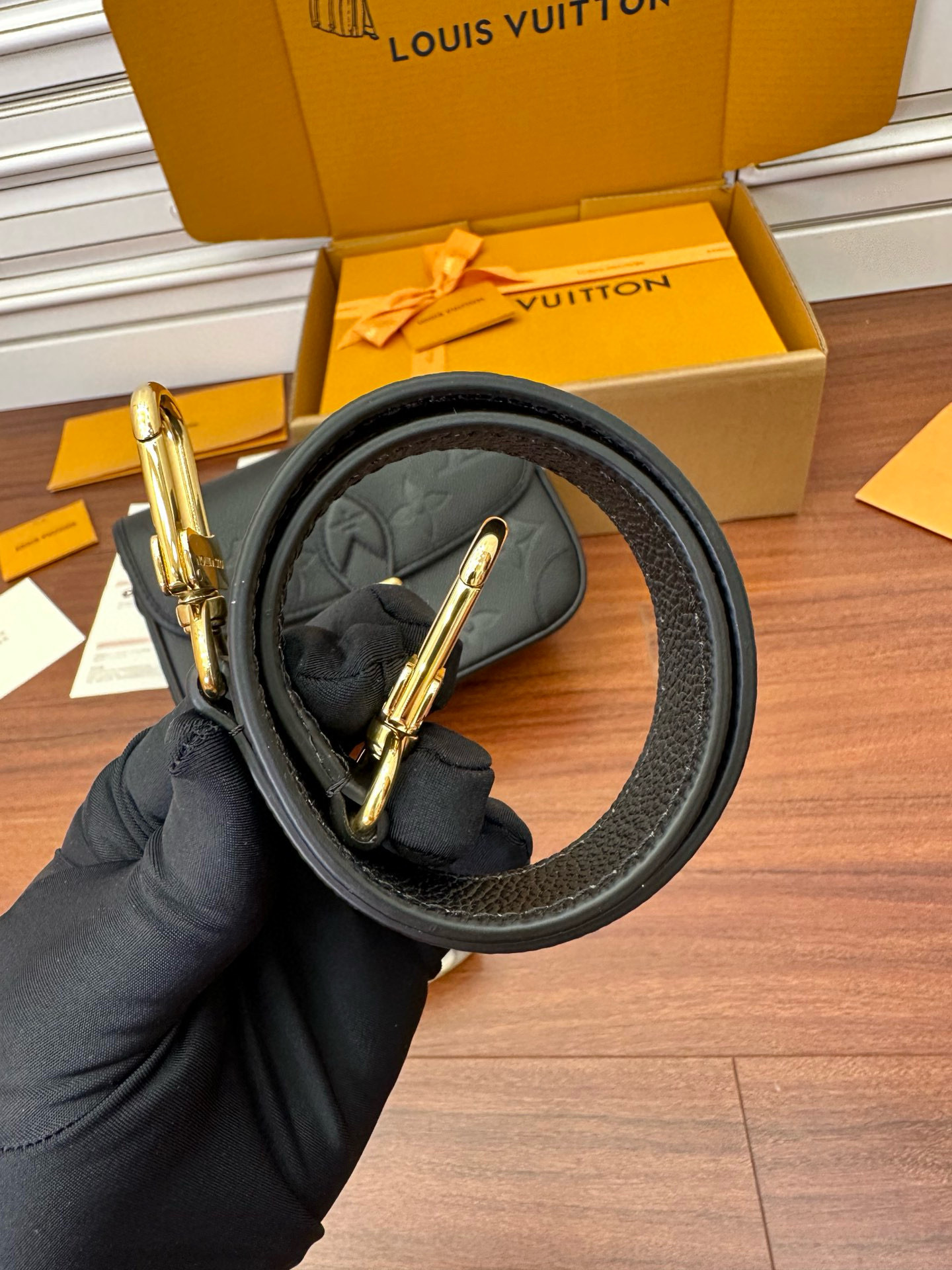 LV DIANE 法棍手袋 黑色 M46386