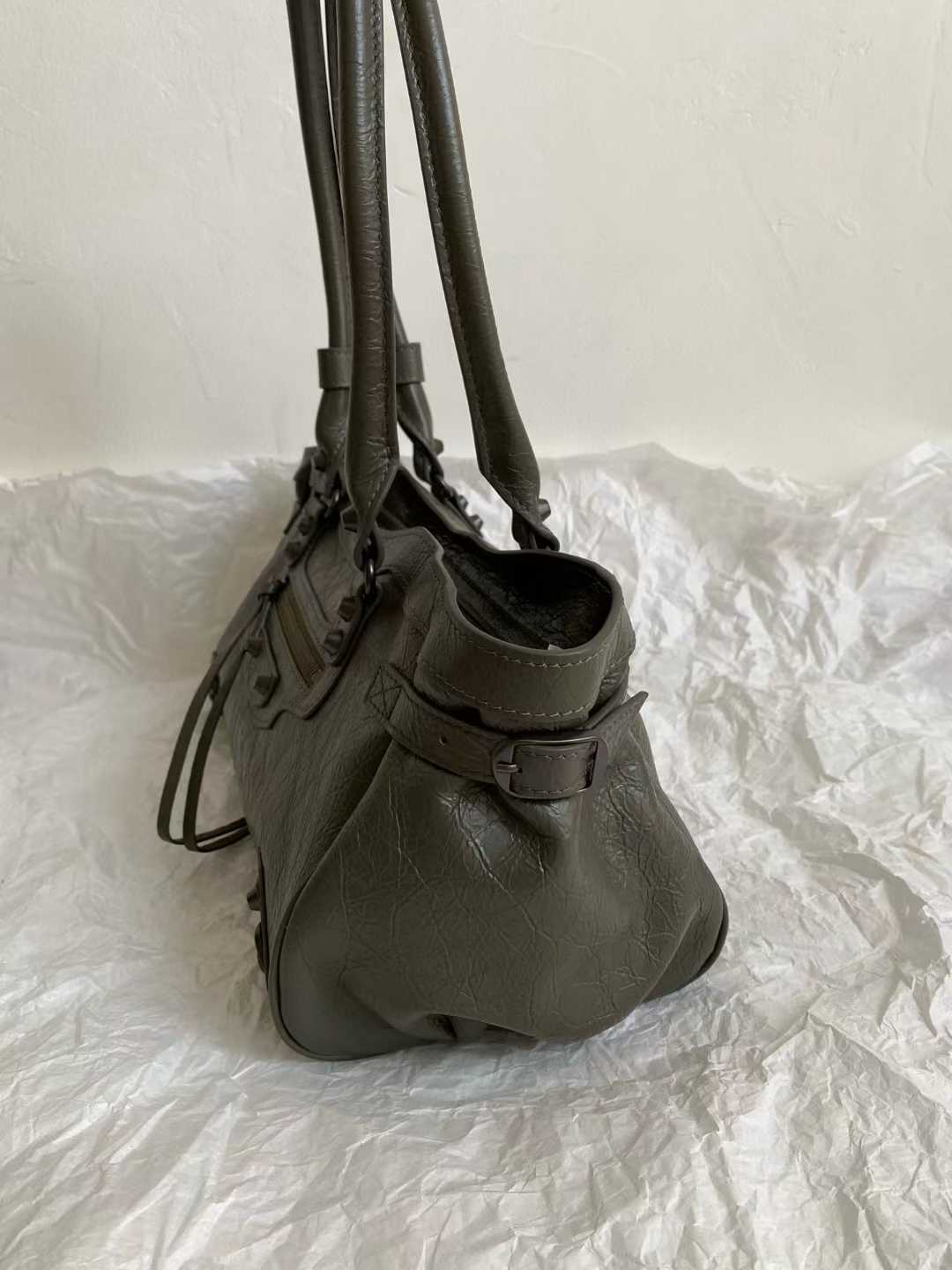 BALEN_GAGA ba1enciaga east west 法棍腋下包 機車包 (三色)