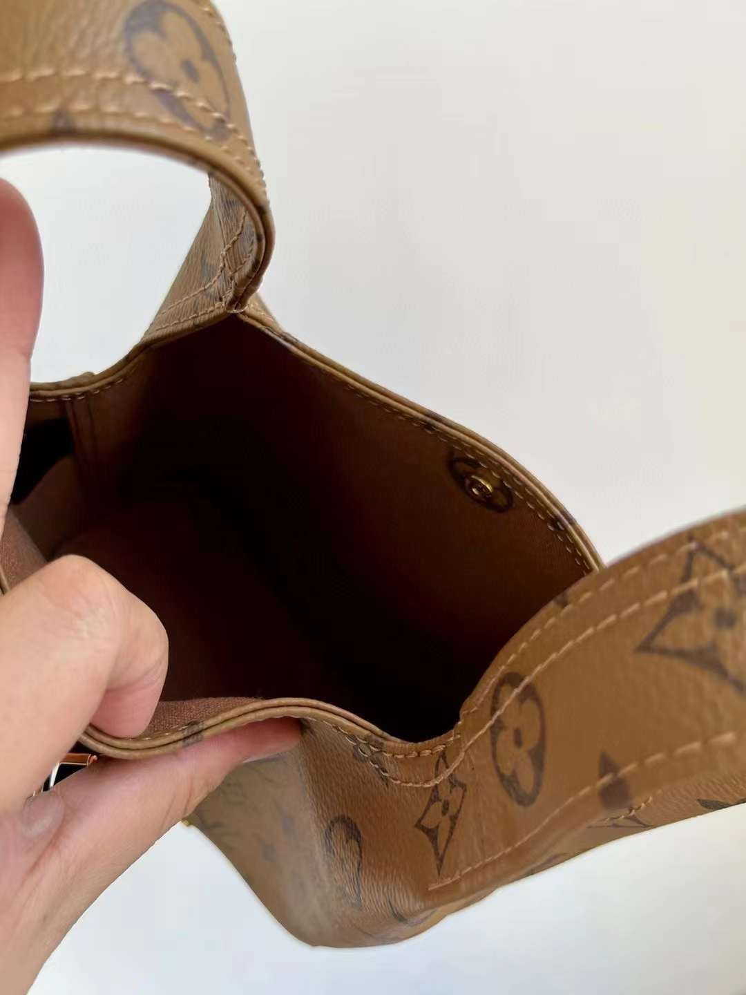 LV ATLANTIS BB 菜籃子包 M46816 最新芯片版本