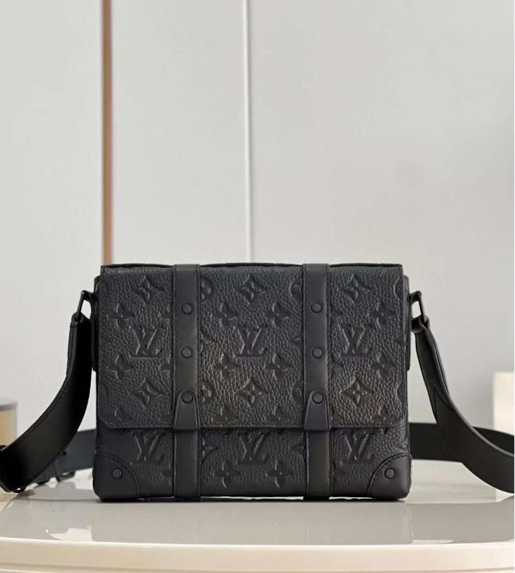 LV TRUNK 黑壓花郵差包