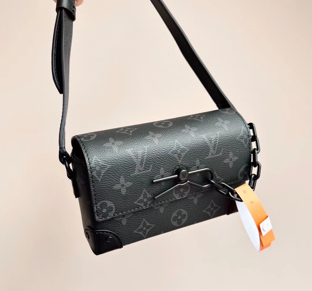 LV STEAMER 黑帆布隨身錢包 M81783