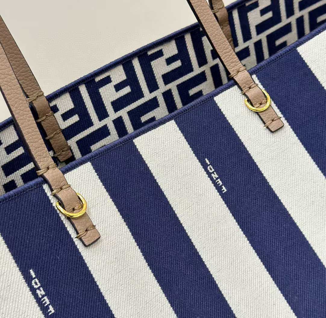 FENDI Roll 雙面Tote 托特包 (兩色)