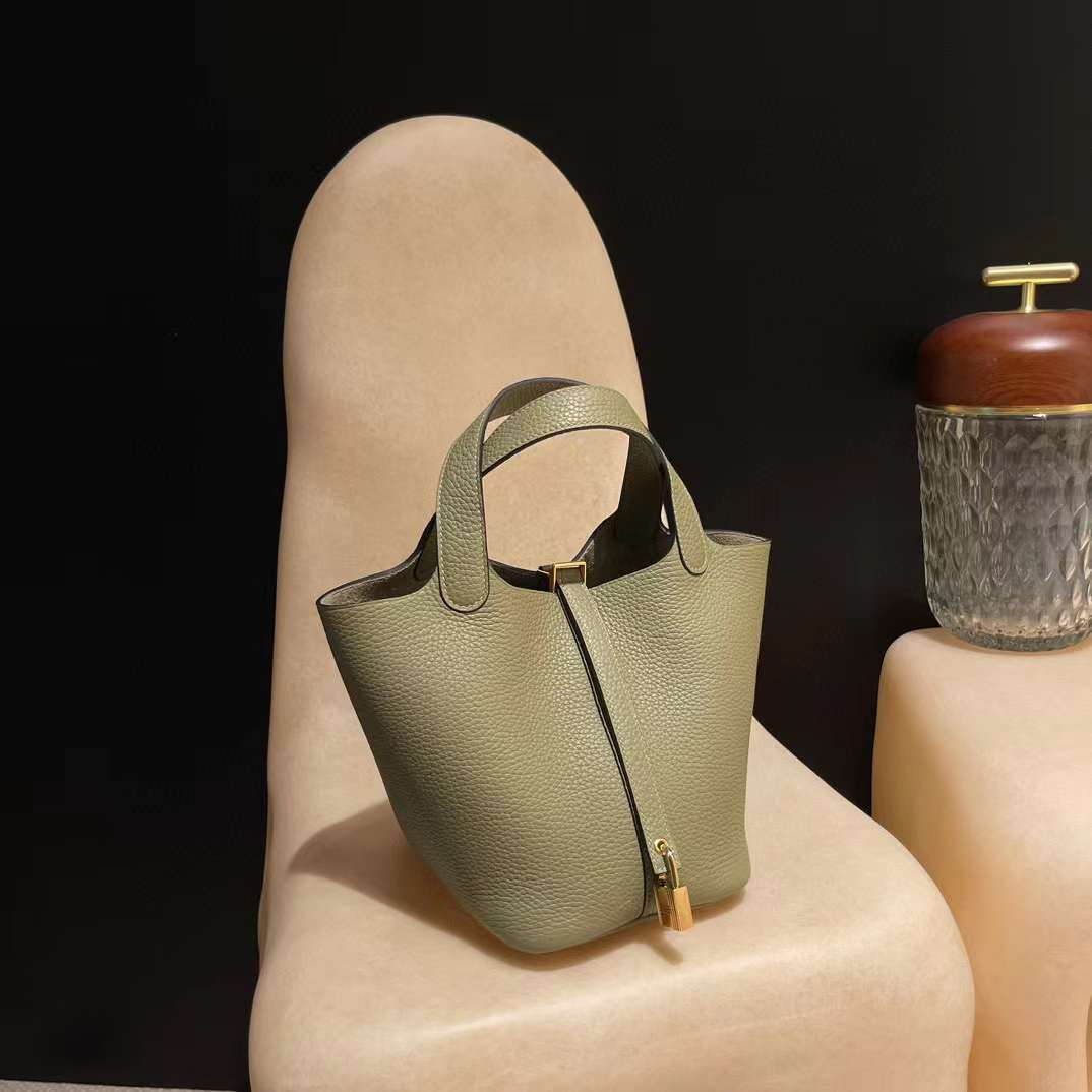 HERMES PICOTIN CLEMENCE皮 Q1鼠尾草綠 金扣 菜籃子 18CM