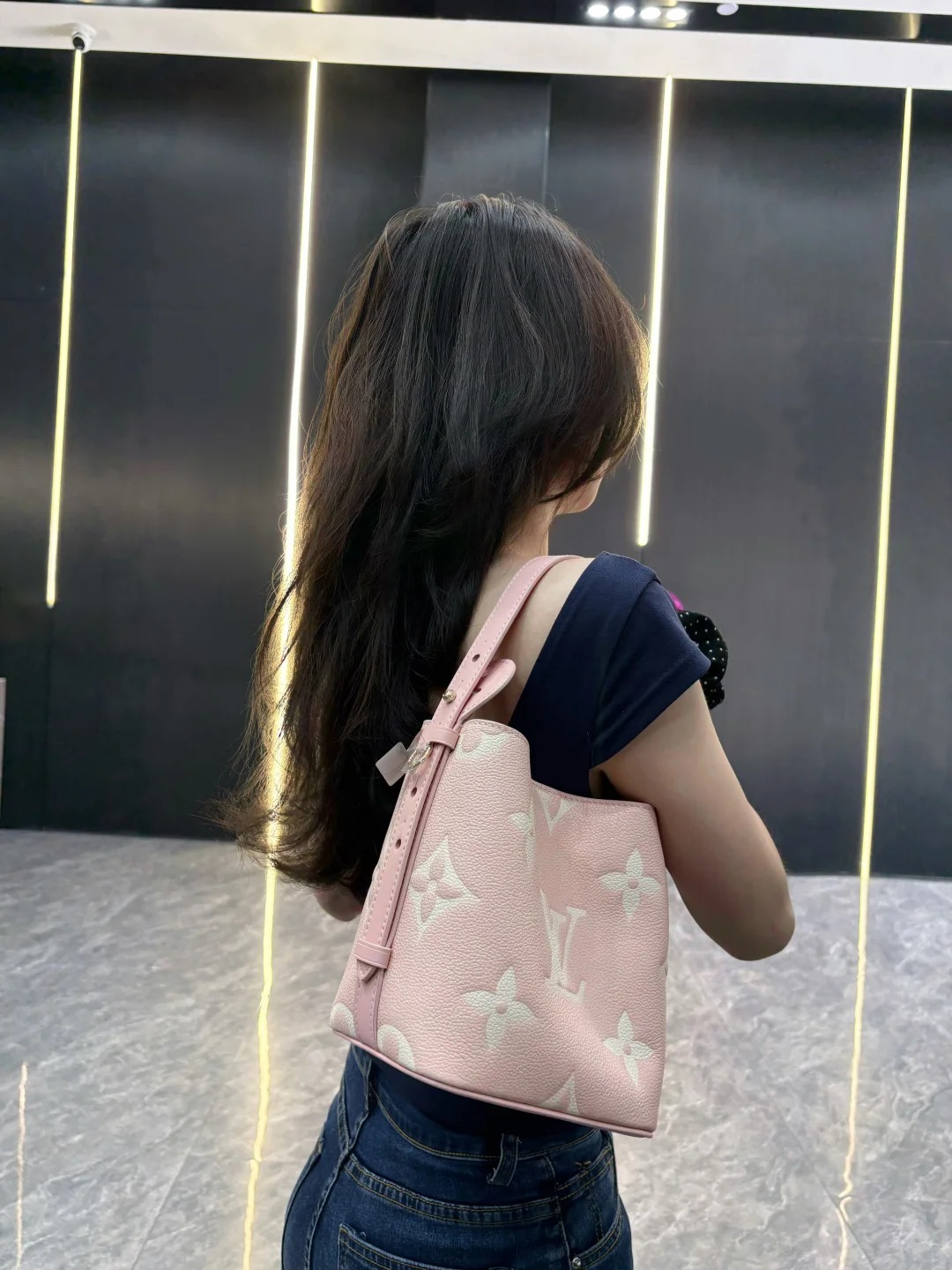 LV All in BB 水桶包 草莓牛奶