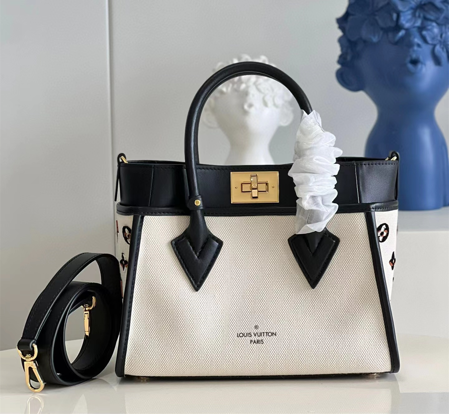 LV ON MY SIDE 黑色托特包 PM/MM