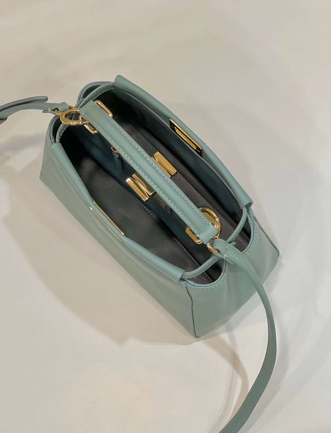 FENDI MINI PEEKABOO 手拿包/側背包 湖綠色