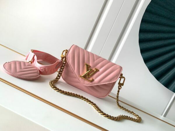 LV NEW WAVE MULTI-POCHETTE 粉色麻將包
