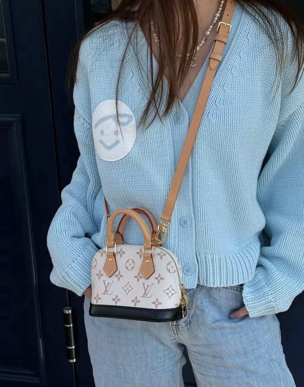 LV NANO ALMA 白花貝殼包