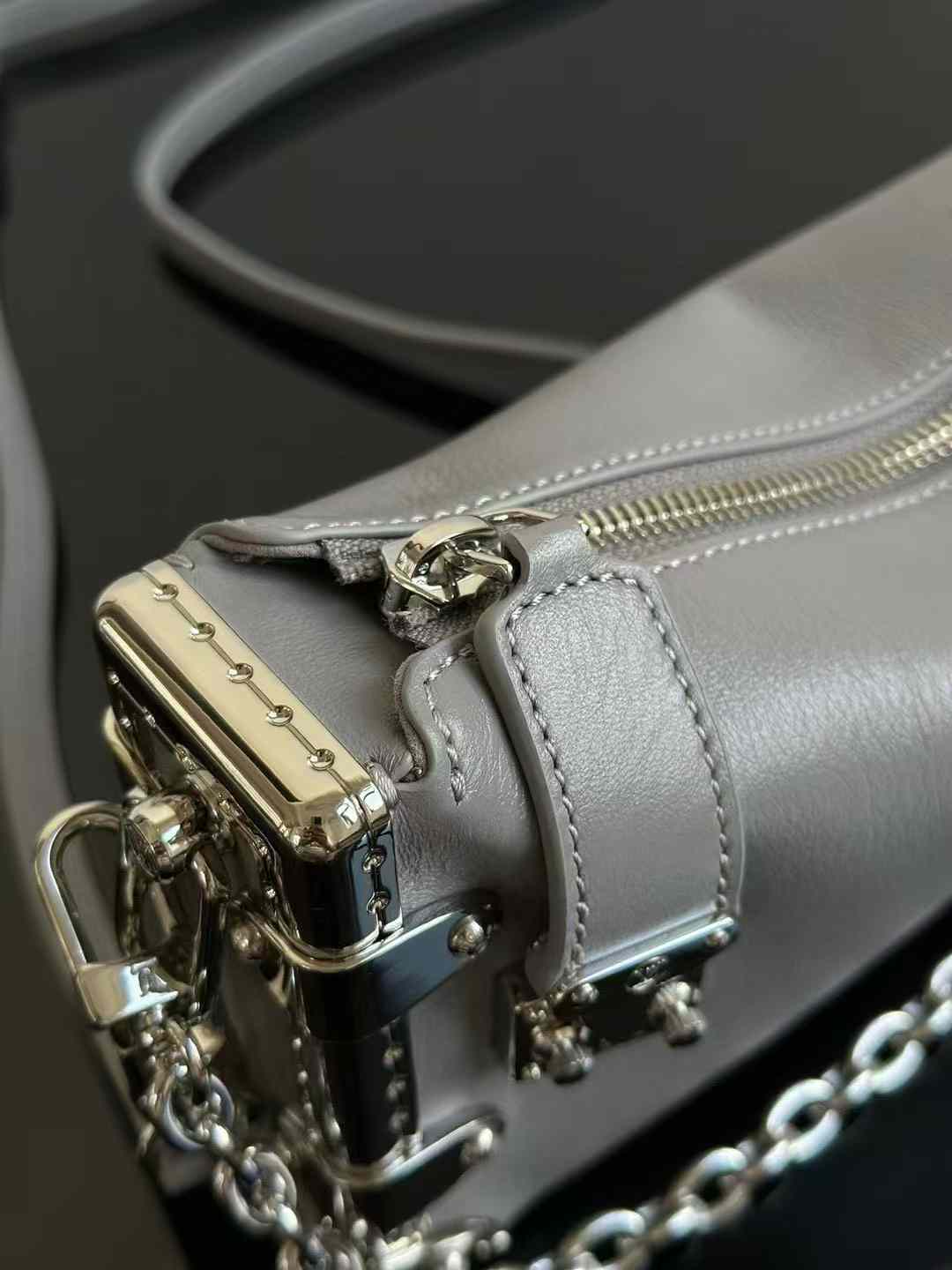 LV SLIM TRUNK 軟盒子包M25445 / M12596