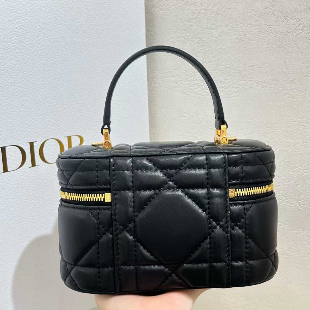 Dior Caro 迷妳 Vanity 手袋