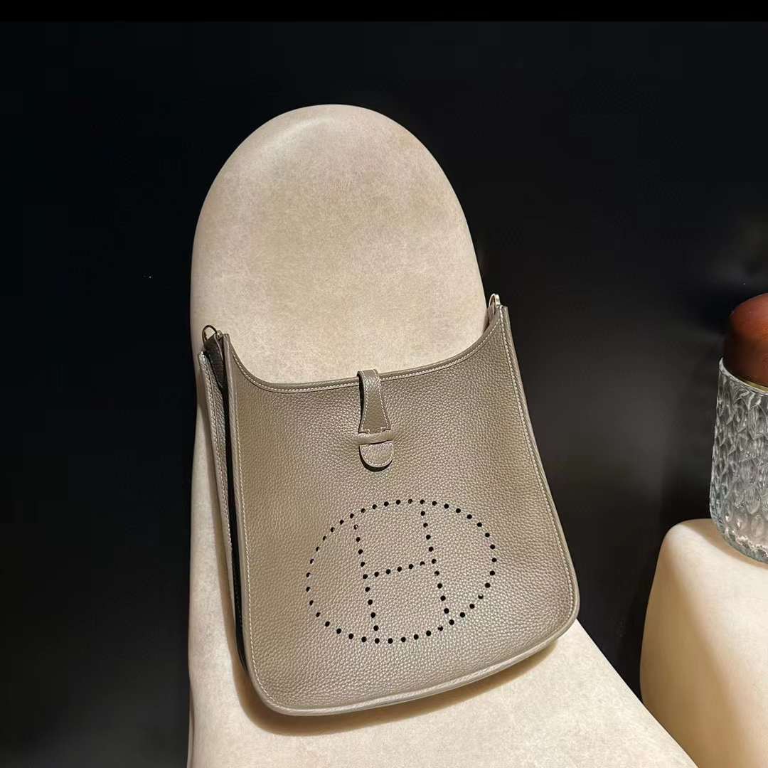 HERMES EVELYN 18 大象灰 29CM 斜背包