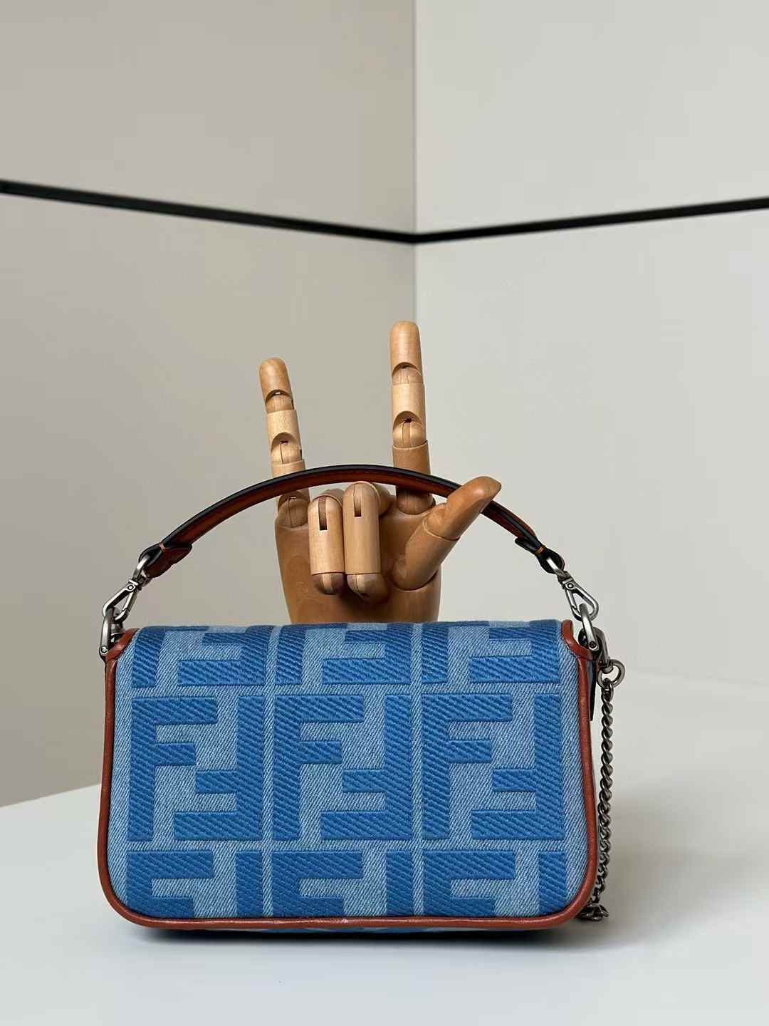 FAENDI baguette法棍包(牛仔藍)