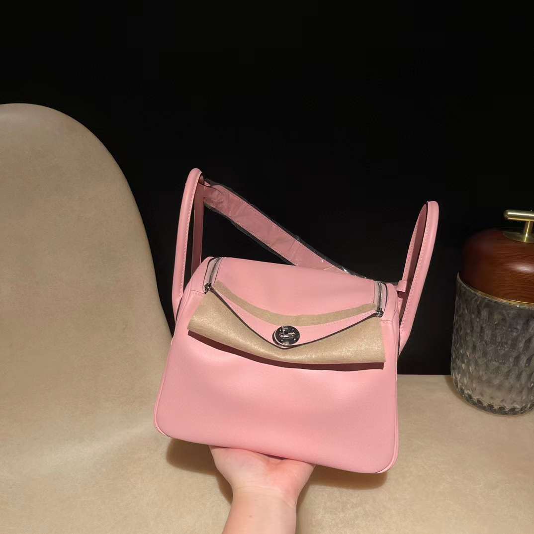 HERMES LINDY SWIFT皮 3Q 櫻花粉 銀扣轉釦手提/肩背兩用包 26CM