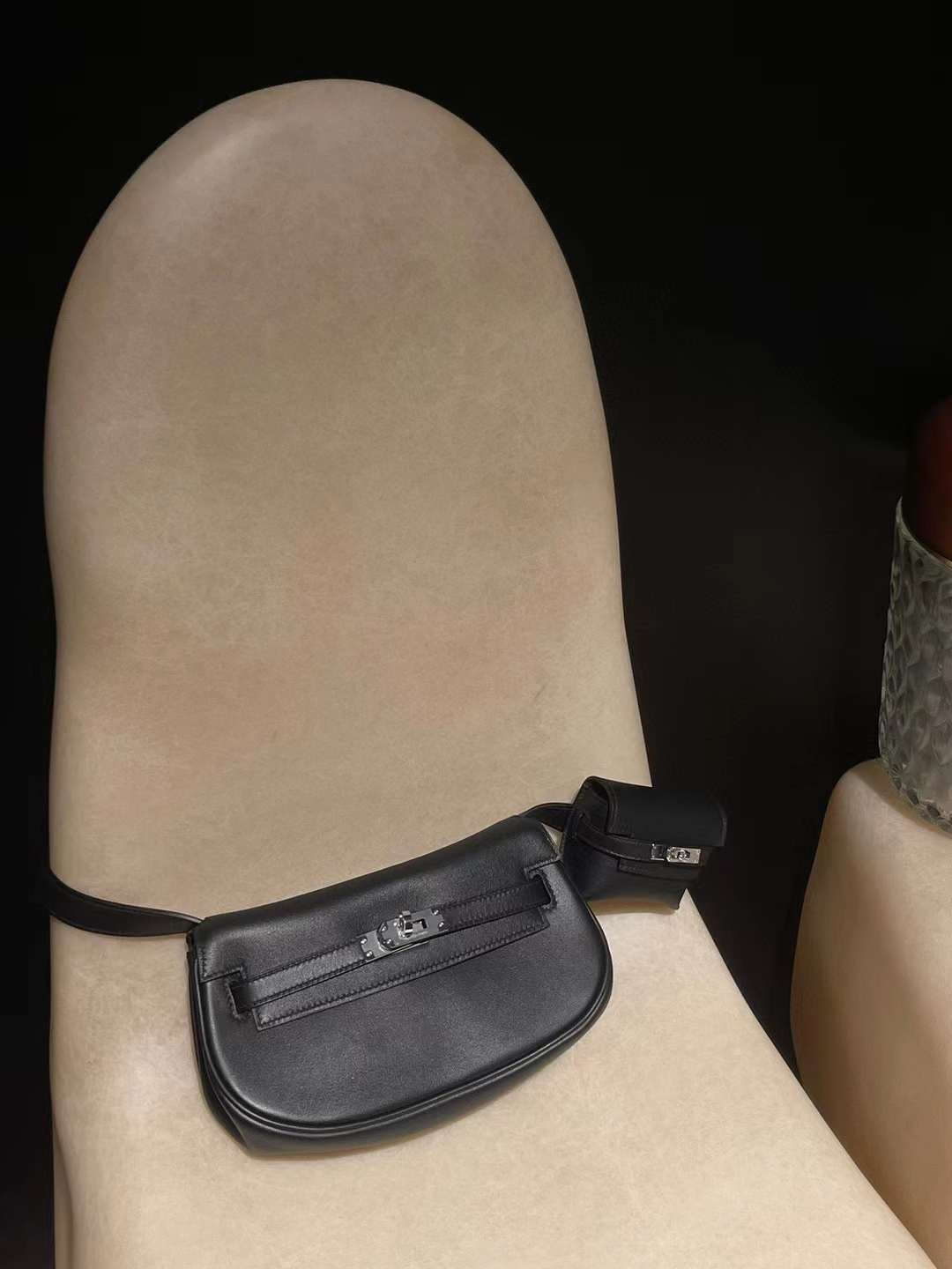 HERMES KELLY MOOVE SWIFT皮 89黑色 銀釦