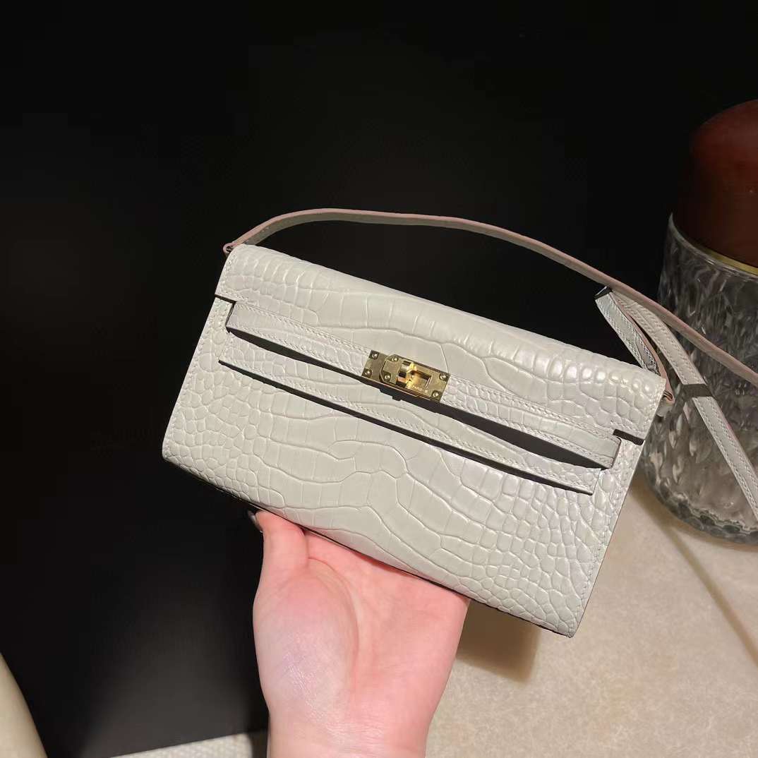 HERMES KELLY TO GO 霧面美洲鱷魚 8L 冰川白 金扣