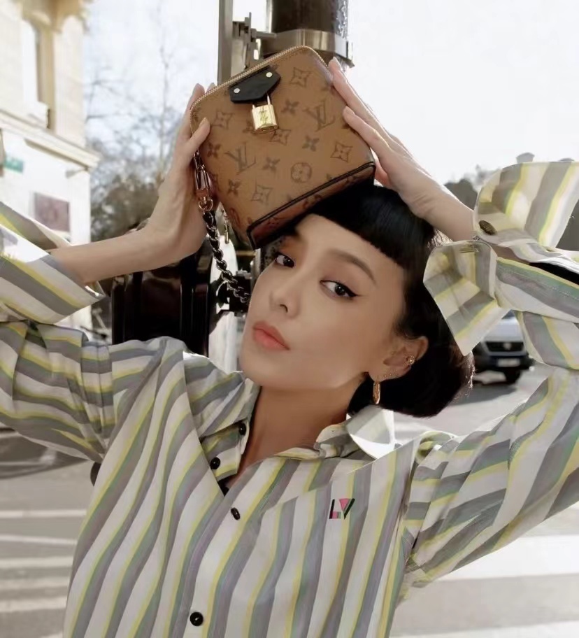 LV JUST IN CASE 小骰子包 卡其老花款 M47162 最新芯片版本