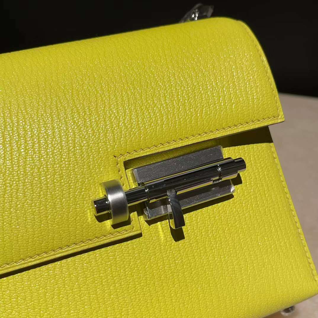 HERMES VERROU 17CM 山羊皮 9R 檸檬黃色 銀扣