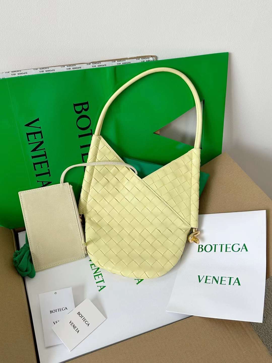 BV SOLSTICE腋下包 小雞黃色