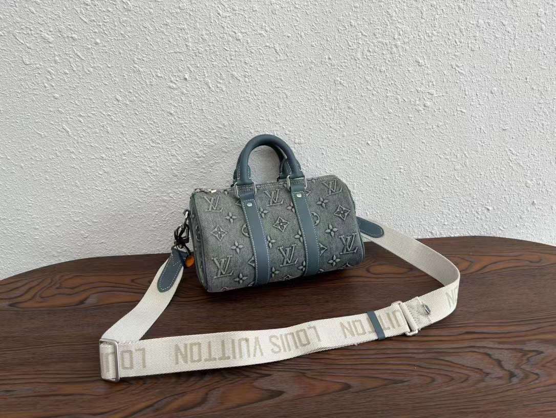 LV KEEPALL BANDOULIÈRE 25 牛仔藍手袋 M22762