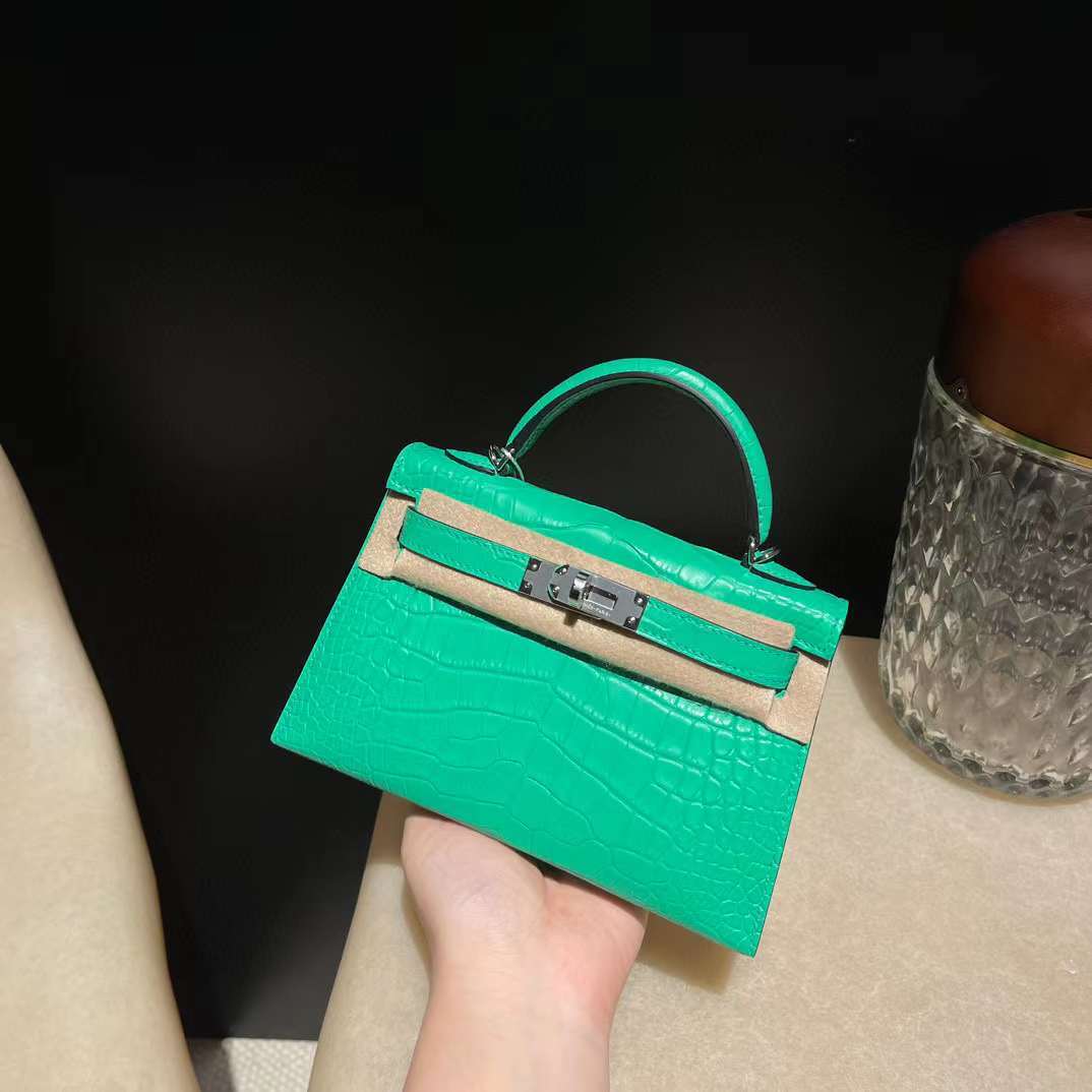 HERMES MINI KELLY 二代 霧面美洲鱷魚皮方塊 0Z 漫畫綠銀扣