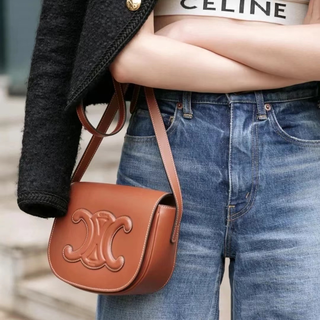 CELINE FOLCO CUIR TRIMPHE 光滑牛皮側背包 (兩色)