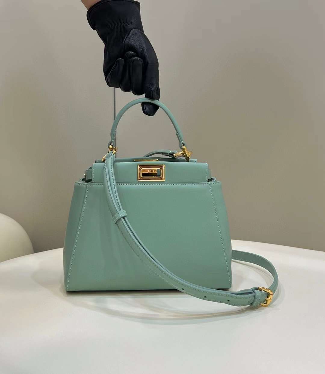 FENDI MINI PEEKABOO 手拿包/側背包 湖綠色